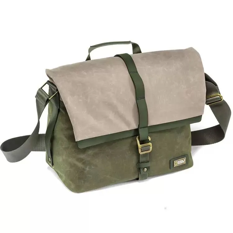 2450-1 (900x900) کیف نشنال جئوگرافیک NG RF 2450 Rainforest Medium Messenger - تصویر 1